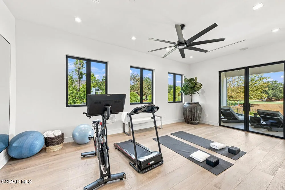 4400 Oak Place Drive Westlake Village, CA 91362