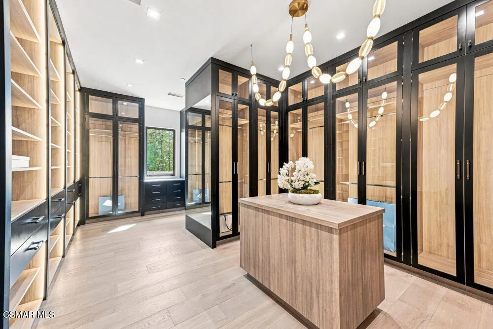 4400 Oak Place Drive Westlake Village, CA 91362