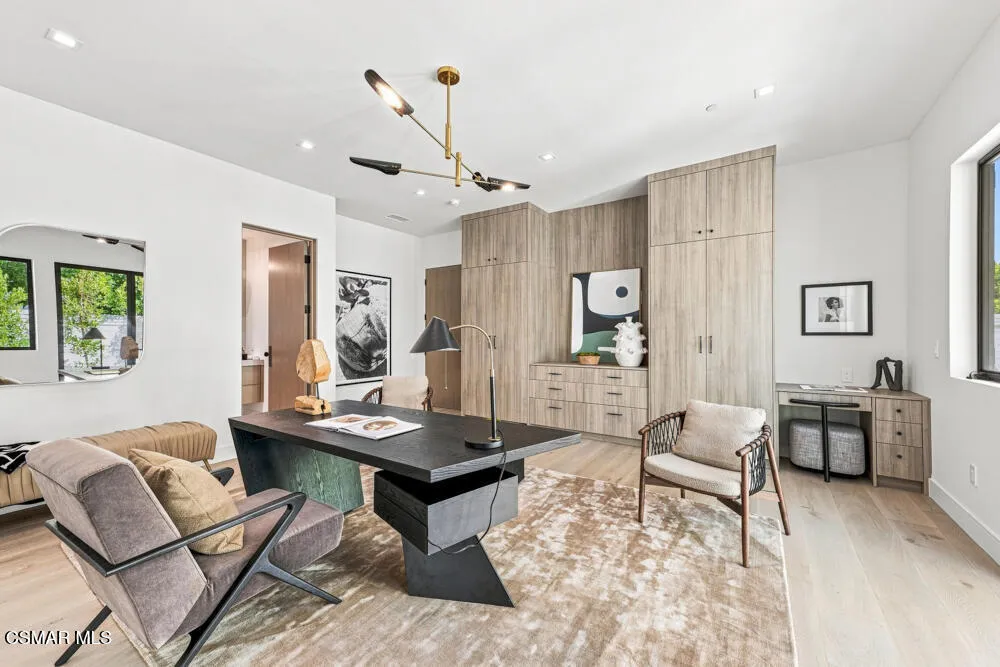 4400 Oak Place Drive Westlake Village, CA 91362