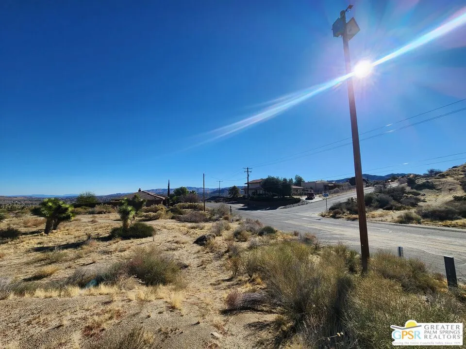 54260 Pinon Drive Yucca Valley, CA 92284