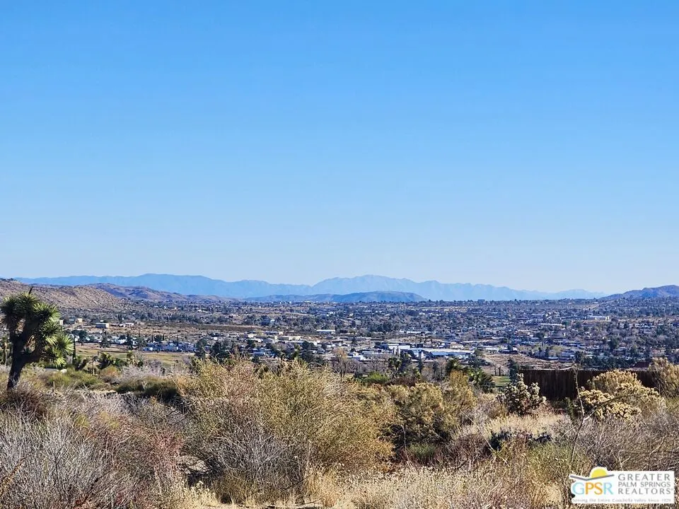 54260 Pinon Drive Yucca Valley, CA 92284