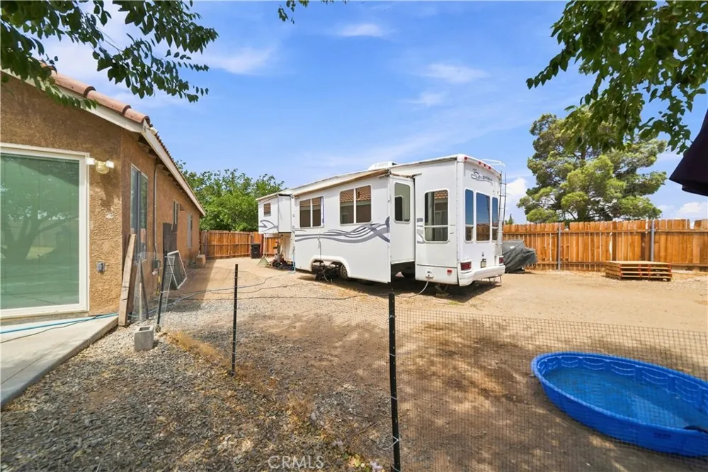 14743 Wakefield Drive Adelanto, CA 92301