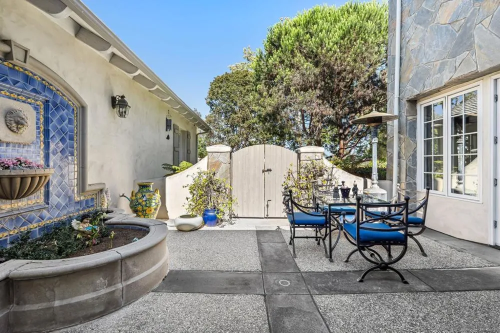 14786 Rancho Santa Fe Farms Rd Rancho Santa Fe, CA 92067