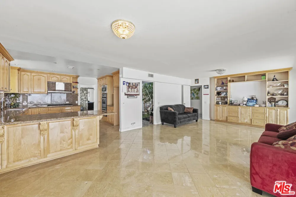 16647 Charmel Lane Pacific Palisades, CA 90272