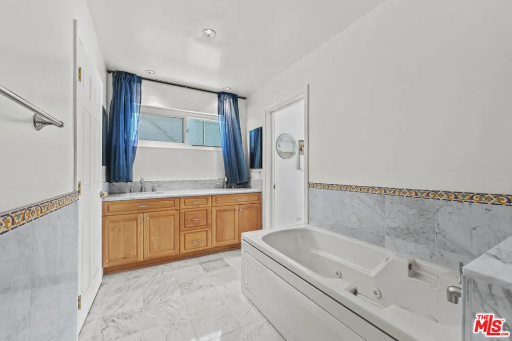 16647 Charmel Lane Pacific Palisades, CA 90272