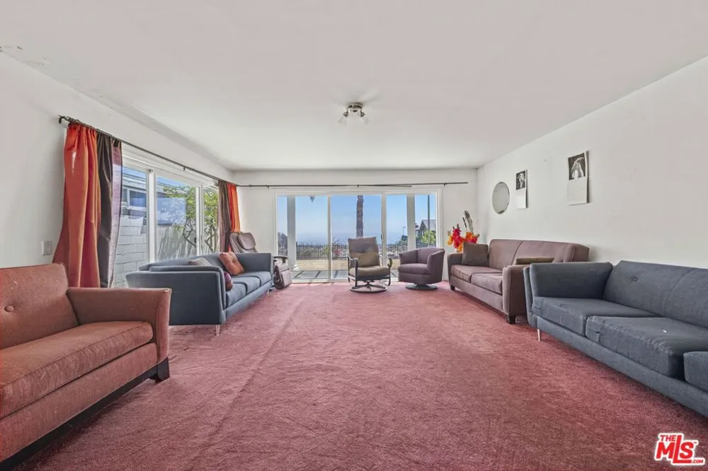 16647 Charmel Lane Pacific Palisades, CA 90272