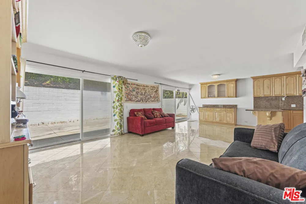 16647 Charmel Lane Pacific Palisades, CA 90272