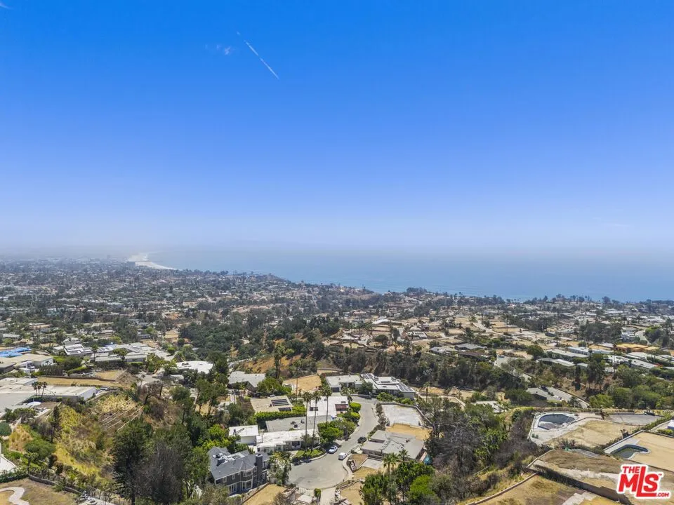16647 Charmel Lane Pacific Palisades, CA 90272