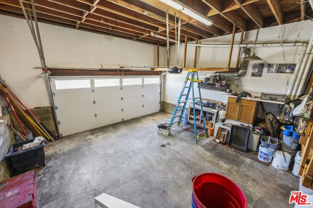 16647 Charmel Lane Pacific Palisades, CA 90272