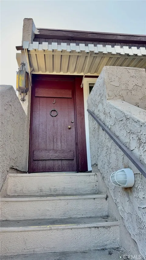 621 Alhambra #J