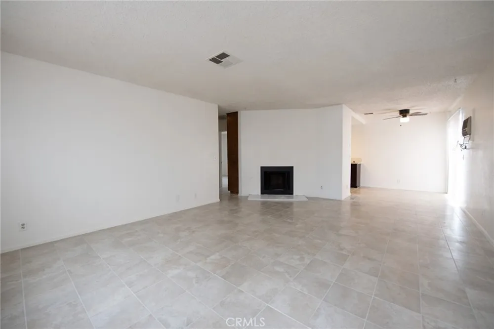 12212 Kiowa #1 Apple Valley, CA 92308
