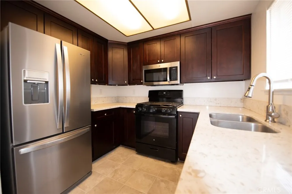 12212 Kiowa #1 Apple Valley, CA 92308