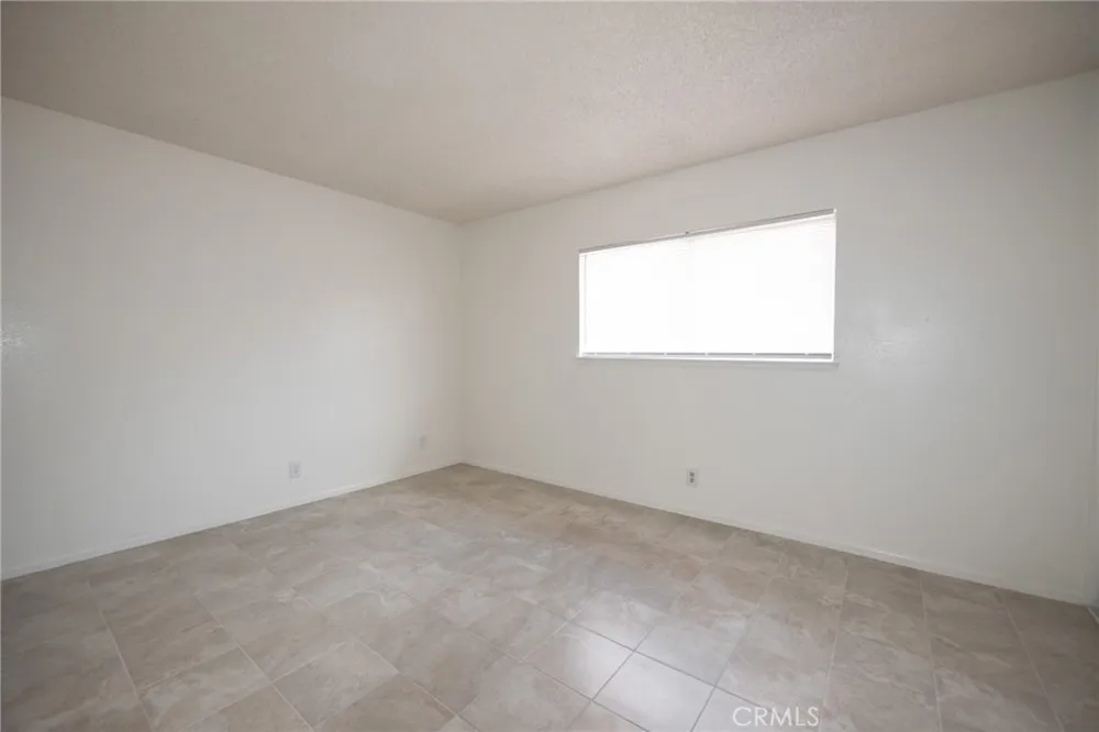 12212 Kiowa #1 Apple Valley, CA 92308