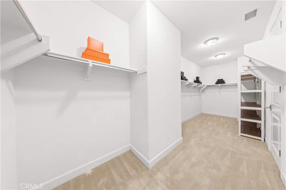 63 Rossmore Irvine, CA 92620