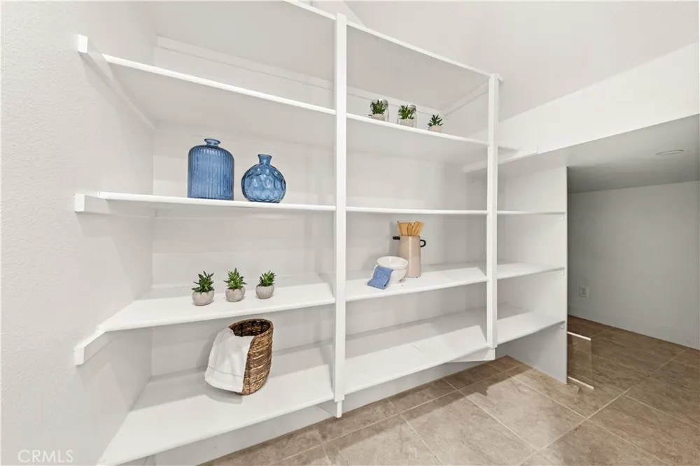 63 Rossmore Irvine, CA 92620