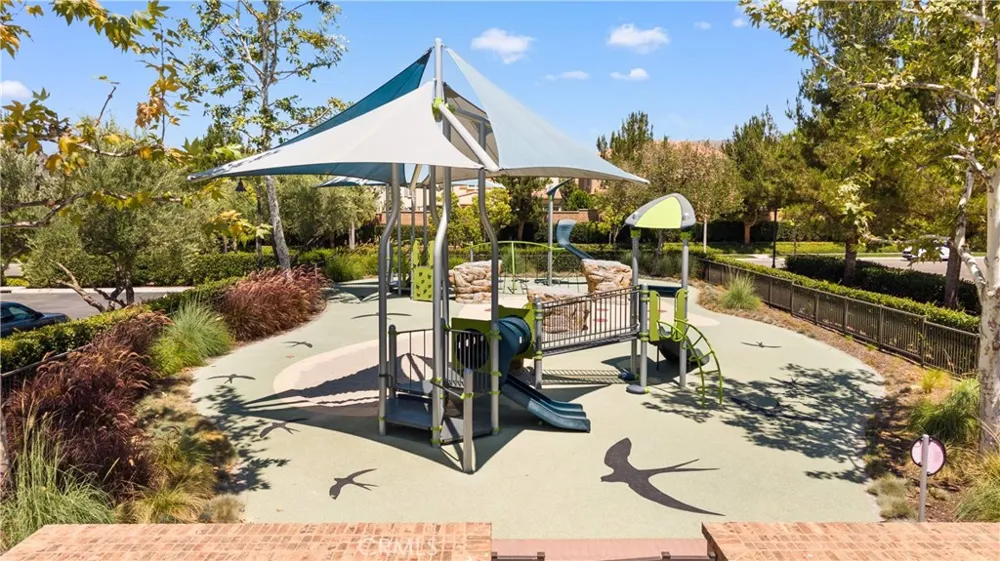 63 Rossmore Irvine, CA 92620