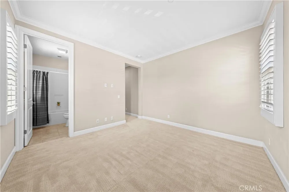 63 Rossmore Irvine, CA 92620