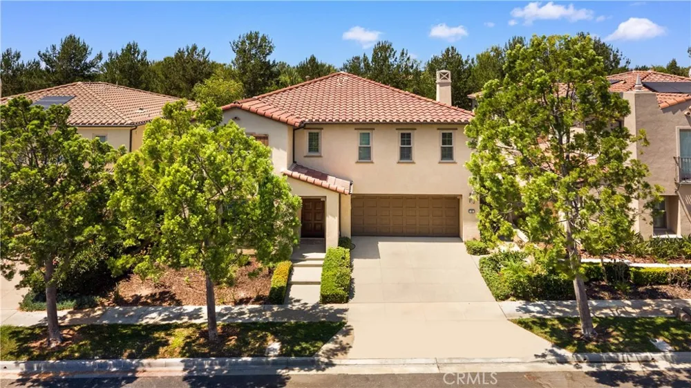 63 Rossmore Irvine, CA 92620