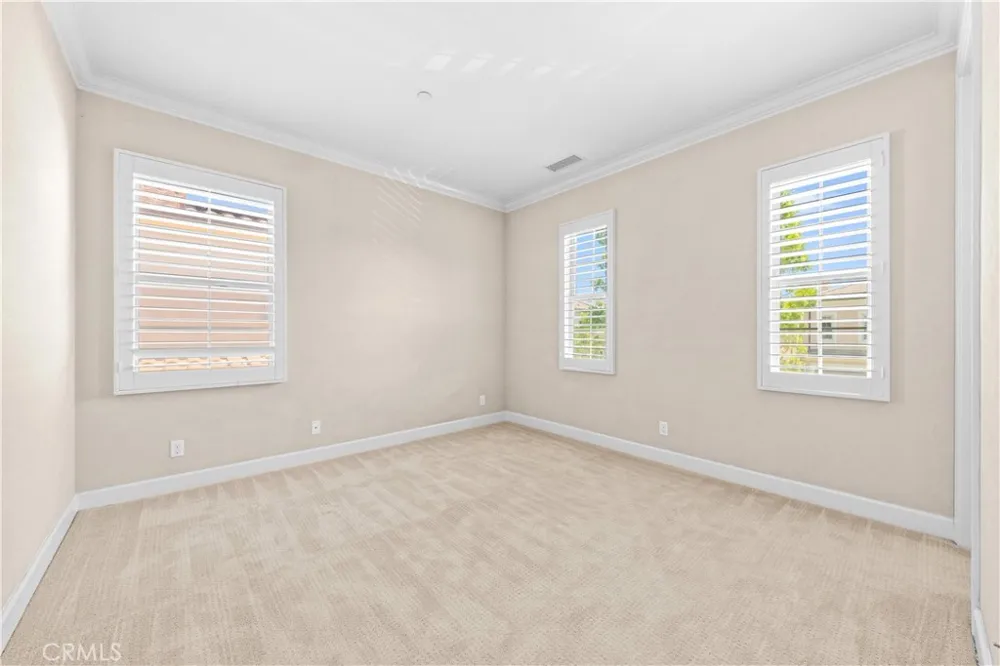 63 Rossmore Irvine, CA 92620
