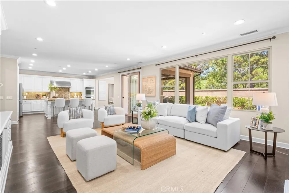 63 Rossmore Irvine, CA 92620