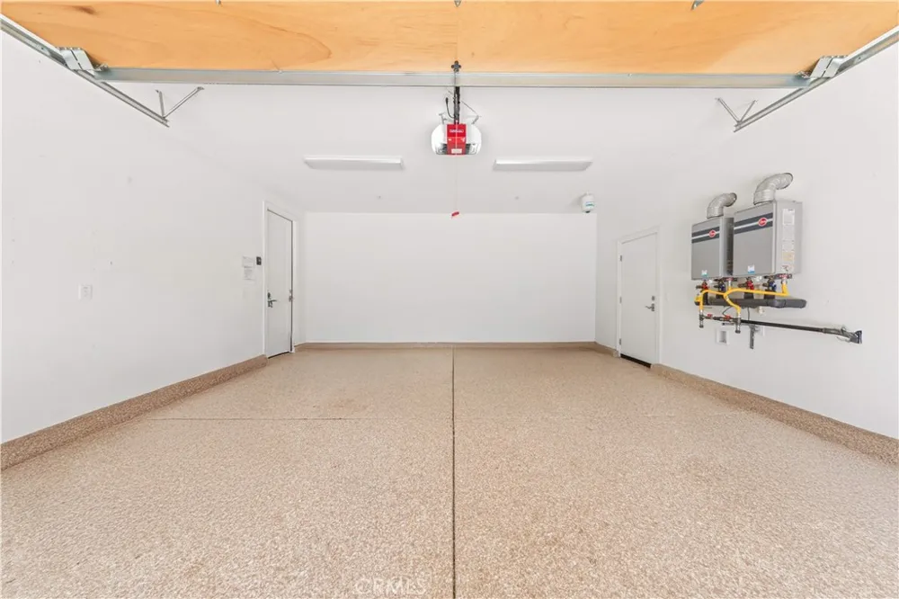 63 Rossmore Irvine, CA 92620
