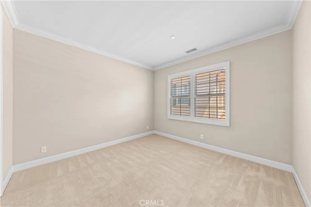 63 Rossmore Irvine, CA 92620