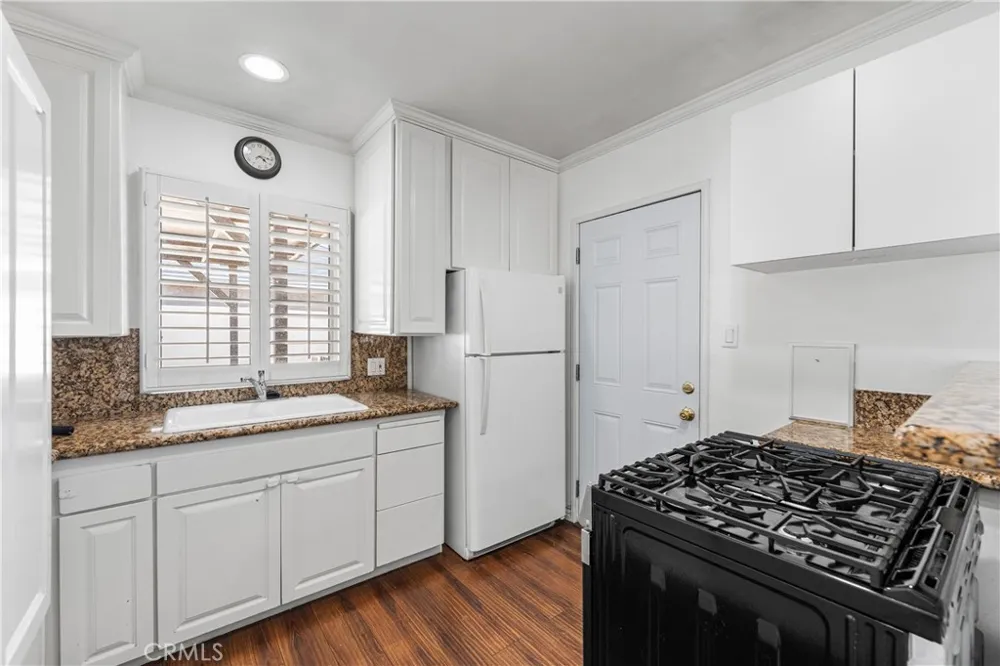 400 W Andrix Monterey Park, CA 91754