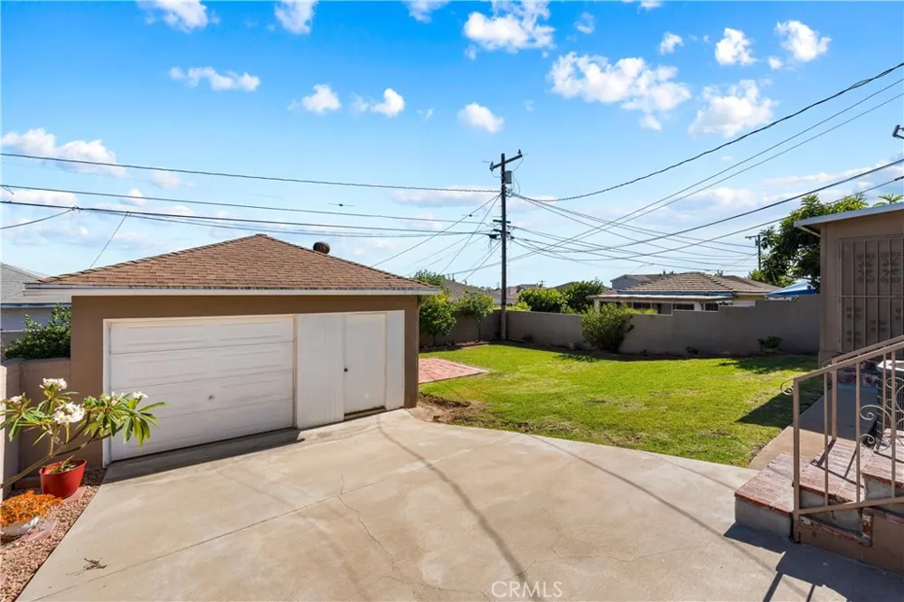 400 W Andrix Monterey Park, CA 91754