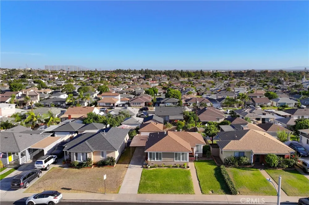 400 W Andrix Monterey Park, CA 91754