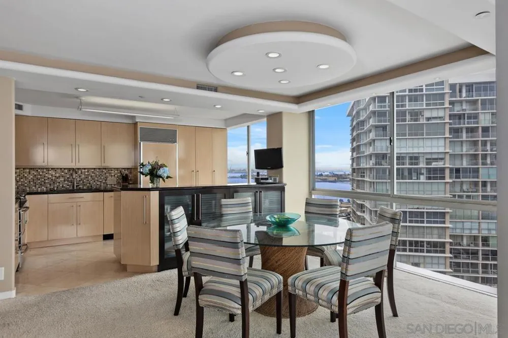 1810 Avenida Del Mundo #908 Coronado, CA 92118