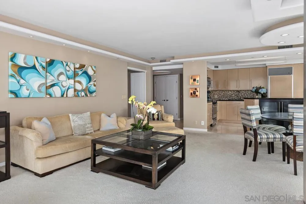 1810 Avenida Del Mundo #908 Coronado, CA 92118