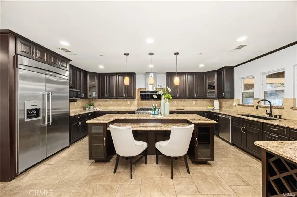 2047 Carolwood Drive Arcadia, CA 91006