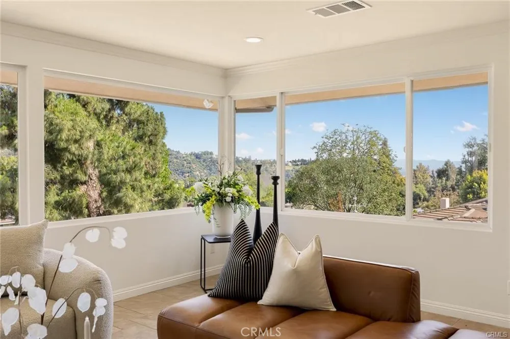 2047 Carolwood Drive Arcadia, CA 91006