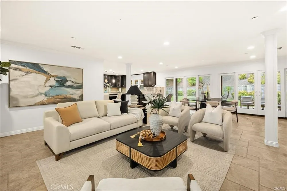 2047 Carolwood Drive Arcadia, CA 91006