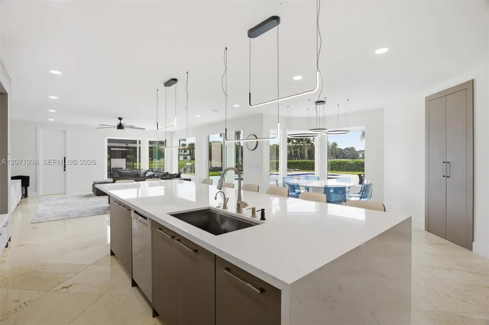 3526 Juniper Ln Davie, FL 33330