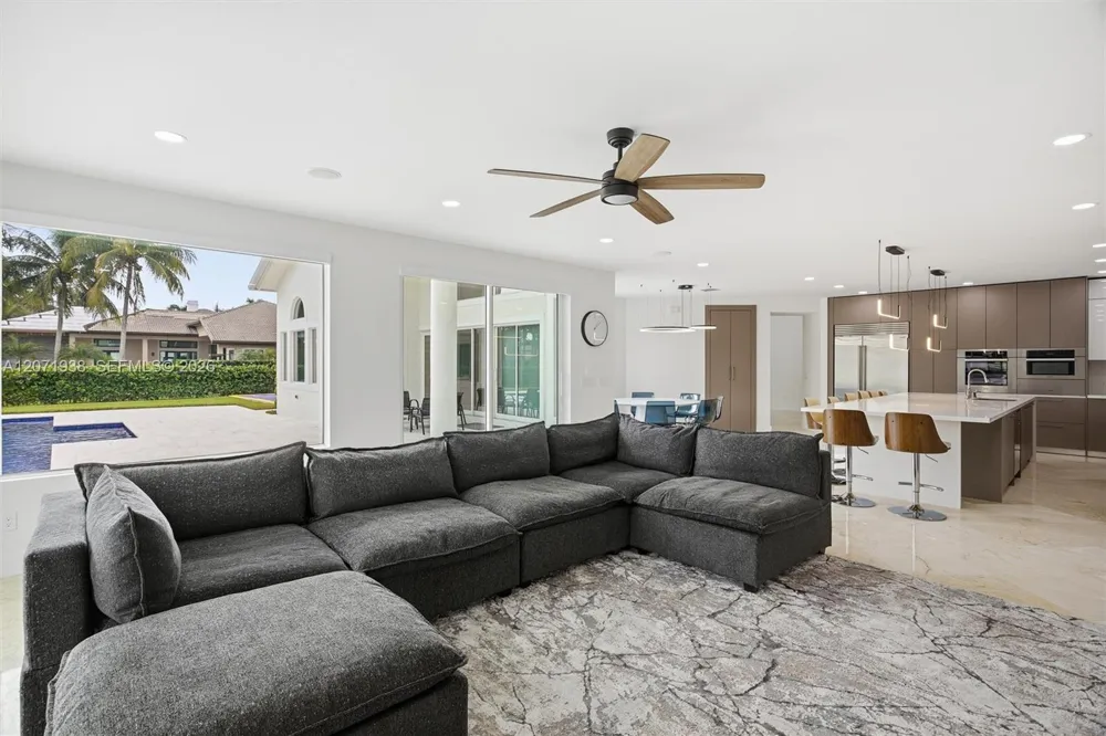 3526 Juniper Ln Davie, FL 33330