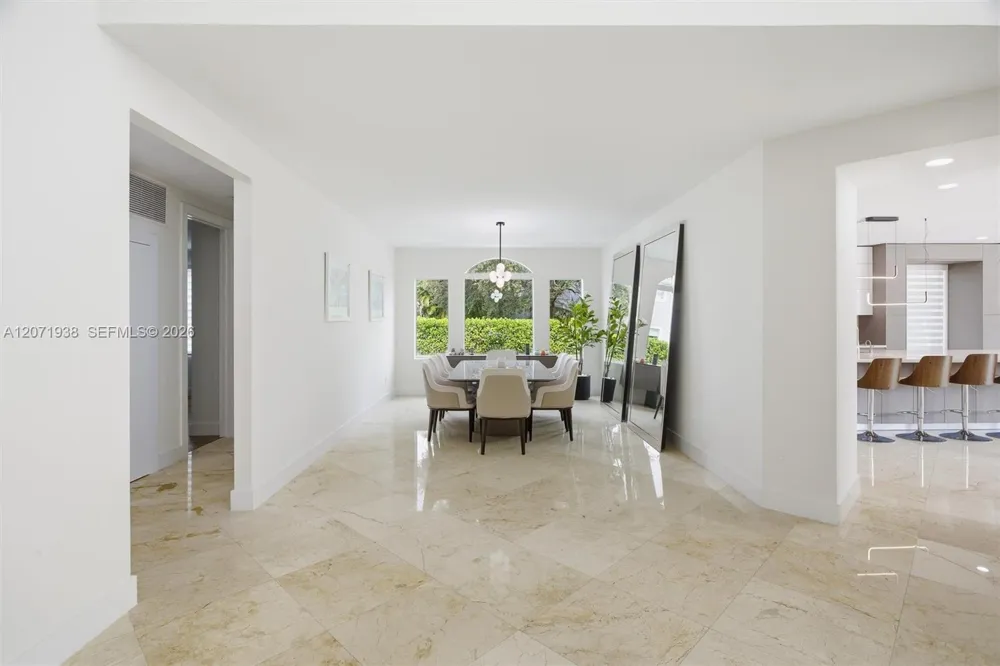 3526 Juniper Ln Davie, FL 33330