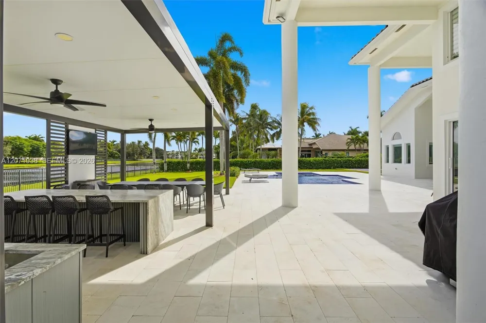 3526 Juniper Ln Davie, FL 33330
