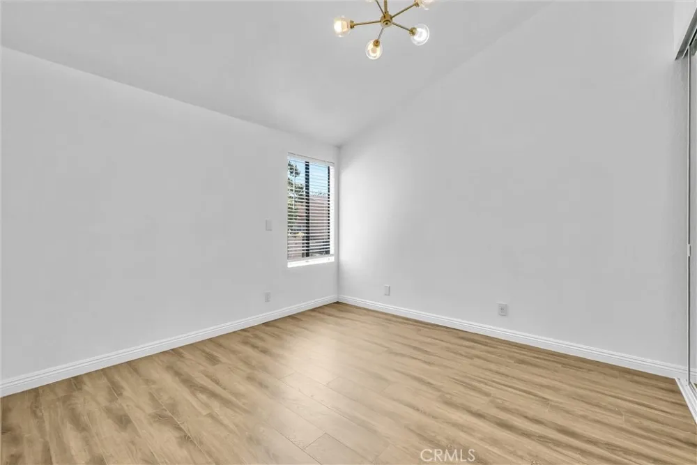 19651 Castellana Yorba Linda, CA 92886