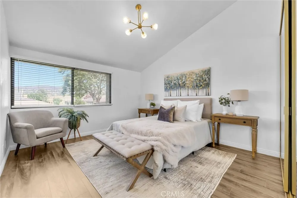 19651 Castellana Yorba Linda, CA 92886