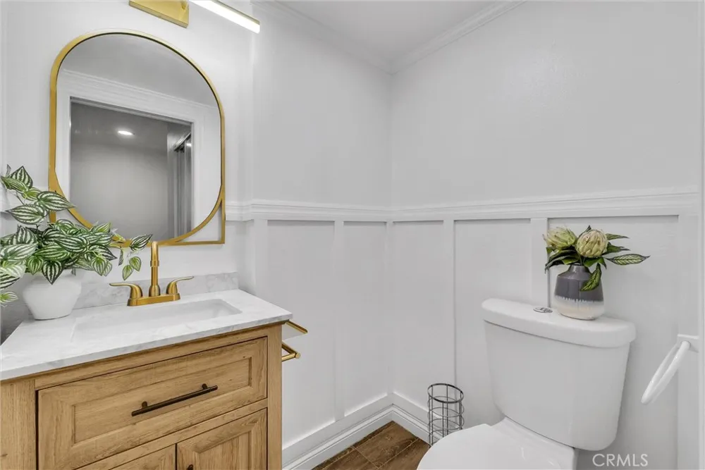 19651 Castellana Yorba Linda, CA 92886