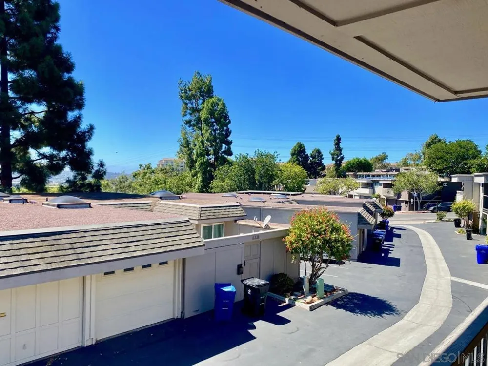6346 Caminito Andreta San Diego, CA 92111