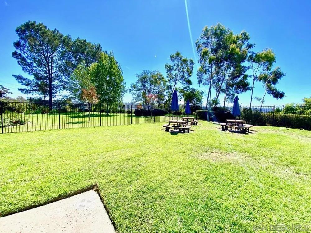 6346 Caminito Andreta San Diego, CA 92111
