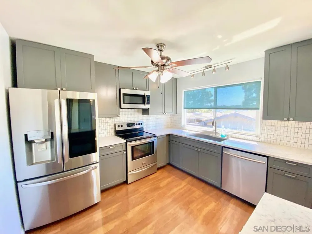 6346 Caminito Andreta San Diego, CA 92111