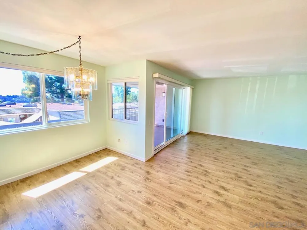 6346 Caminito Andreta San Diego, CA 92111