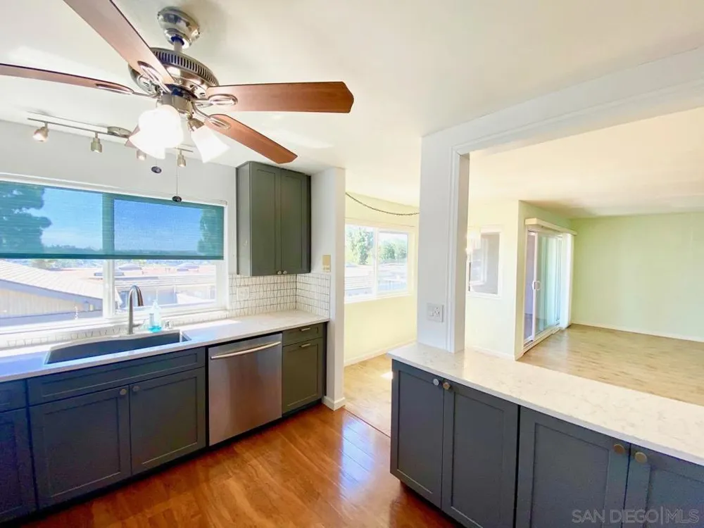 6346 Caminito Andreta San Diego, CA 92111