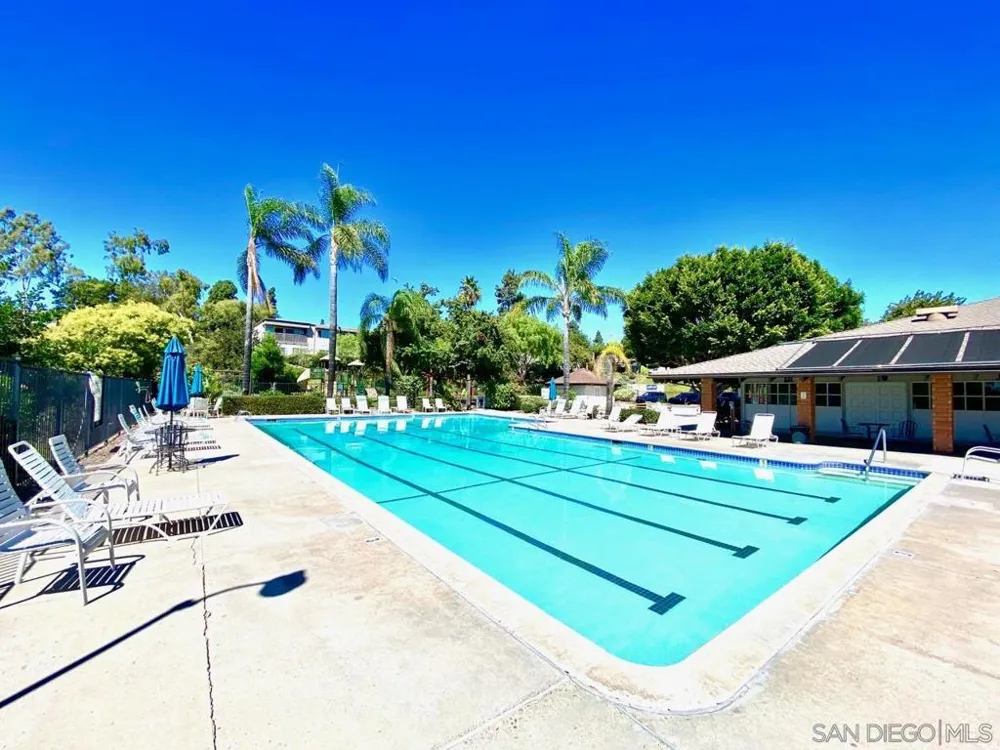 6346 Caminito Andreta San Diego, CA 92111