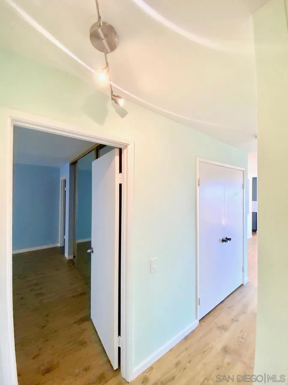 6346 Caminito Andreta San Diego, CA 92111