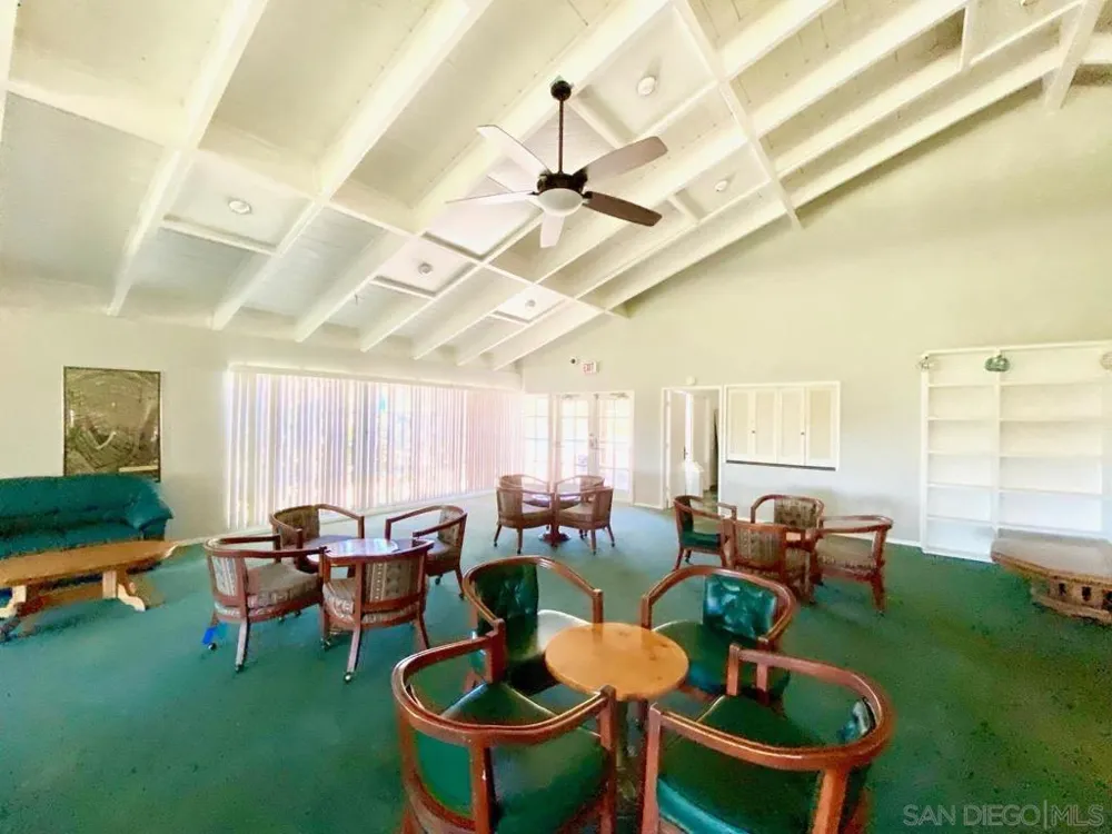 6346 Caminito Andreta San Diego, CA 92111