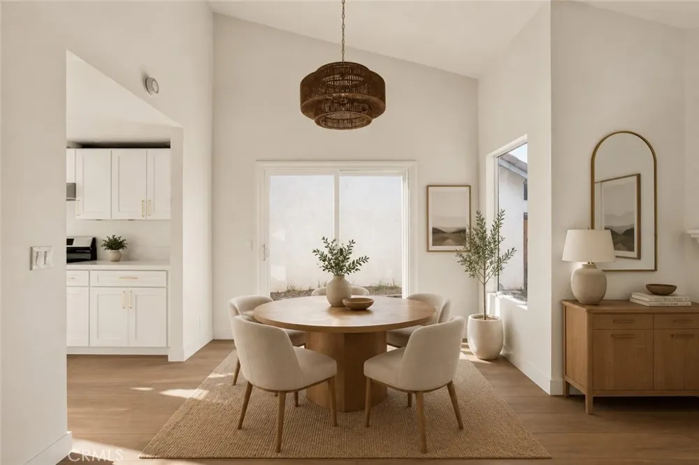 2434 Smokewood Escondido, CA 92026